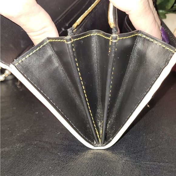 Louis Vuitton Louis Vuitton Suhali Portefeuille Le Favori Wallet LIKE NEW - Picture 14 of 16